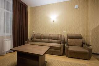 Гостиница ML Hotel Адлер Классический семейный номер-3